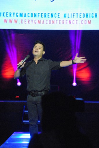 Opening Kerygma Conference 2014, from top: George Gabriel, worship leader; Miguel Ramirez, host; and Ogie Alcacid singing his Original Pilipino Praise Music he composed.